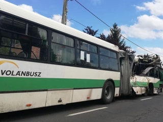 Képtár a lopott busz mentése utánról - fotó: 