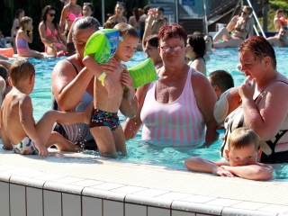 Újabb élményözön a fürdőben - fotó: 