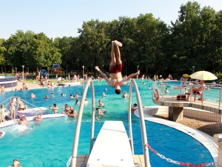 Újabb élményözön a fürdőben - fotó: 