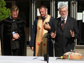 Augusztus 20. – ünnepi kenyérszentelés - fotó: 