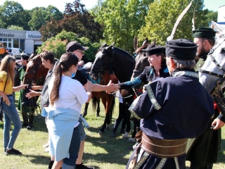 Lovasok a Lajos-köveknél - fotó: 