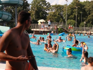 Nyárbúcsúztató az élményfürdőben - fotó: 