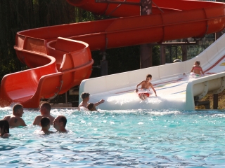 Nyárbúcsúztató az élményfürdőben - fotó: 