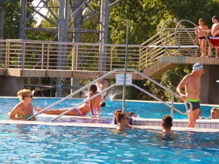 Nyárbúcsúztató az élményfürdőben - fotó: 