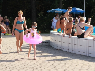 Nyárbúcsúztató az élményfürdőben - fotó: 