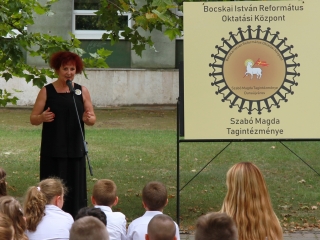 Köszöntővel kezdődött a tanév a Szabó Magda iskolában - fotó: 