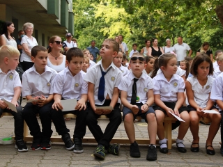 Köszöntővel kezdődött a tanév a Szabó Magda iskolában - fotó: 