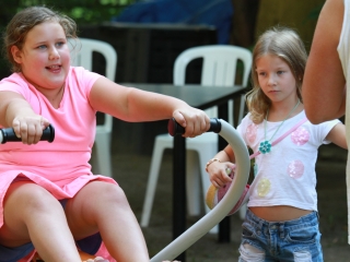 Ragyogj kékben! Ligeti kavalkád - fotó: 