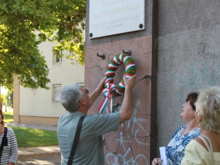 Koszorúztak a városalapítók - fotó: 