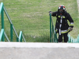 Erőpróba tűzoltóknak - fotó: Sándor Judit