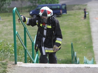 Erőpróba tűzoltóknak - fotó: Sándor Judit