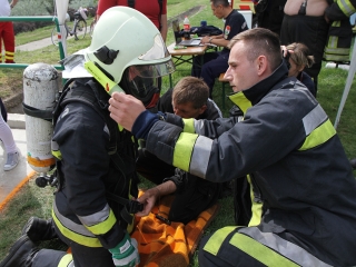 Erőpróba tűzoltóknak - fotó: Sándor Judit