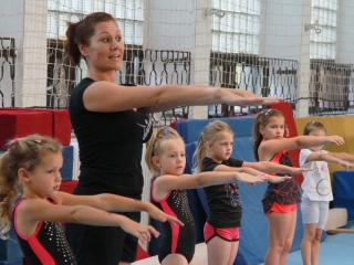 Toborzó a Dunaferr tornászainál! - fotó: 