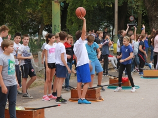 Mozgás, mozgás, Vasvári! - fotó: 