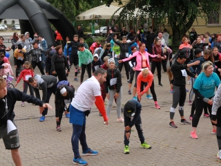 "Fuss velünk, fuss értünk!" - jótét akció a belvárosban - fotó: 