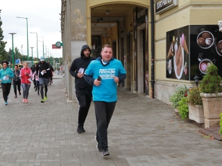 "Fuss velünk, fuss értünk!" - jótét akció a belvárosban - fotó: 