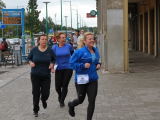 "Fuss velünk, fuss értünk!" - jótét akció a belvárosban - fotó: 