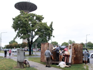 Lomtalanítás a Római városrészben - fotó: 