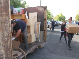 Több városrész is megszabadult a hulladéktól - fotó: 