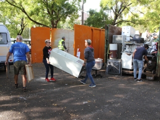 Több városrész is megszabadult a hulladéktól - fotó: 