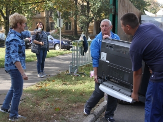 Több városrész is megszabadult a hulladéktól - fotó: 