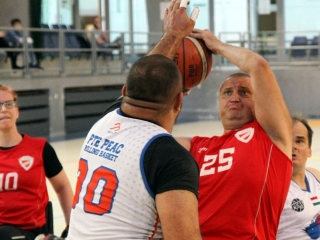 Kerekesszékes kupadöntő a Campus Arénában - fotó: 