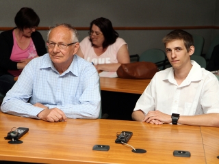 Közbiztonsági dicsérő oklevelek - fotó: Sándor Judit