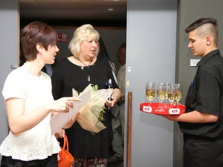 Közbiztonsági dicsérő oklevelek - fotó: Sándor Judit