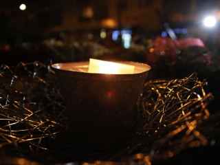 Adventi fények a Városháza téren - fotó: 