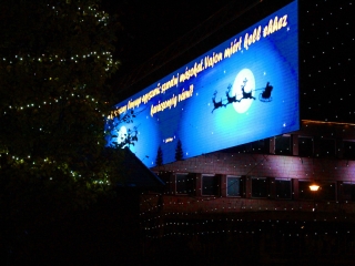 Adventi fények a Városháza téren - fotó: 