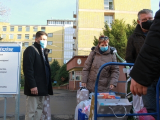 Mikulás előtti meglepetés ajándékok - fotó: 