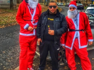 Közösségi képtár – autós Mikulások a városban - fotó: 