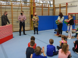 Eb-hősök köszöntése a tornacsarnokban - fotó: 