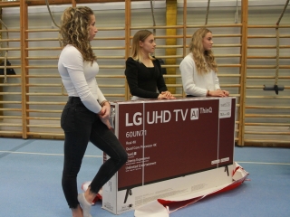 Eb-hősök köszöntése a tornacsarnokban - fotó: 