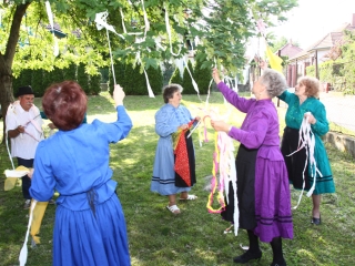 Májusfatánc - fotó: Ónodi Zoltán