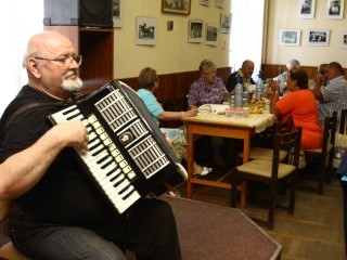 Májusfatánc - fotó: Ónodi Zoltán