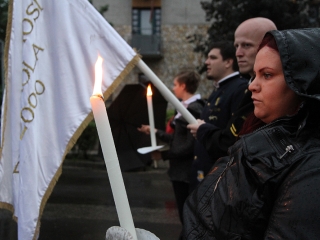Énekszóval búcsúzók - a Szalamander képekben - fotó: Sándor Judit
