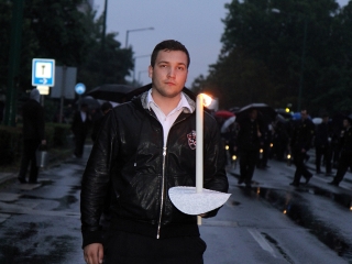 Énekszóval búcsúzók - a Szalamander képekben - fotó: Sándor Judit