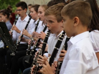 Tanévzáró koncert a téren - fotó: 