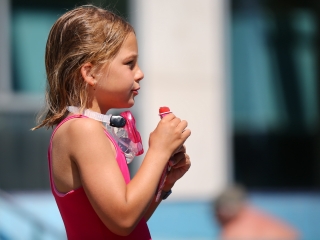 Nyitónap az élményfürdőben - fotó: 