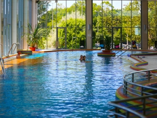 Nyitónap az élményfürdőben - fotó: 