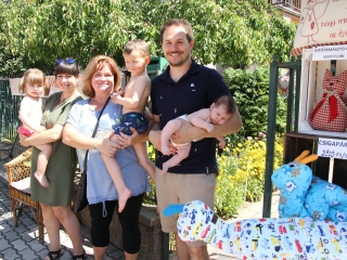 Újtelepi Garázsvásár a kánikulában - fotó: 