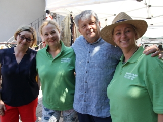 Újtelepi Garázsvásár a kánikulában - fotó: 