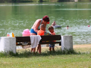 Kánikulai különkiadás a szabadstrandról - fotó: 