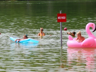 Kánikulai különkiadás a szabadstrandról - fotó: 