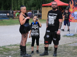 Metal Factory: hétfői bemelegítés - fotó: 