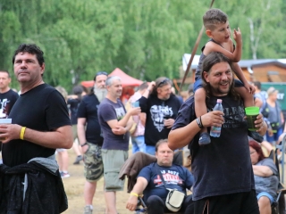 Metal Factory: parádés pénteki esőmenők - fotó: 