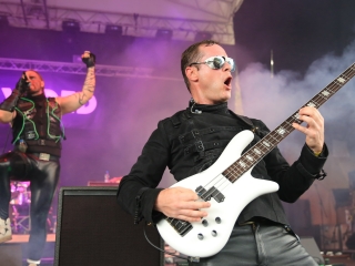 Metal Factory: parádés pénteki esőmenők - fotó: 