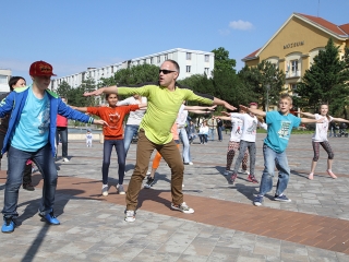 Villámparádé a Városháza téren - fotó: Sándor Judit