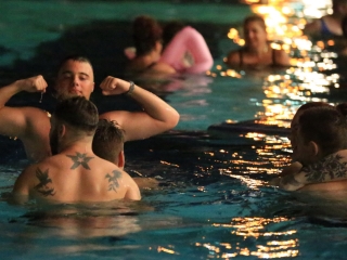 Holdfényfürdő a Strandok Éjszakáján - fotó: 